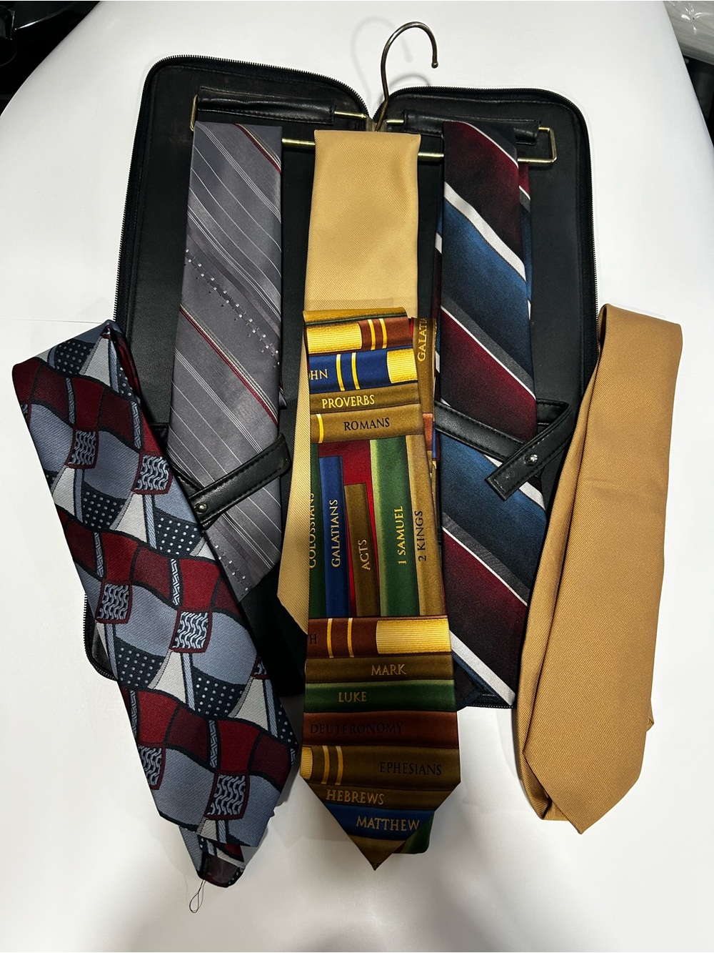 Men's ties